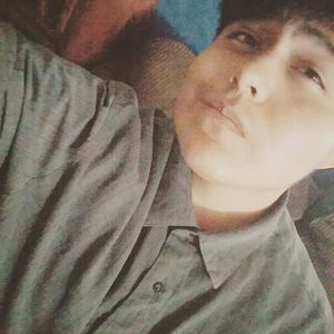 Meet your Posher, Devin